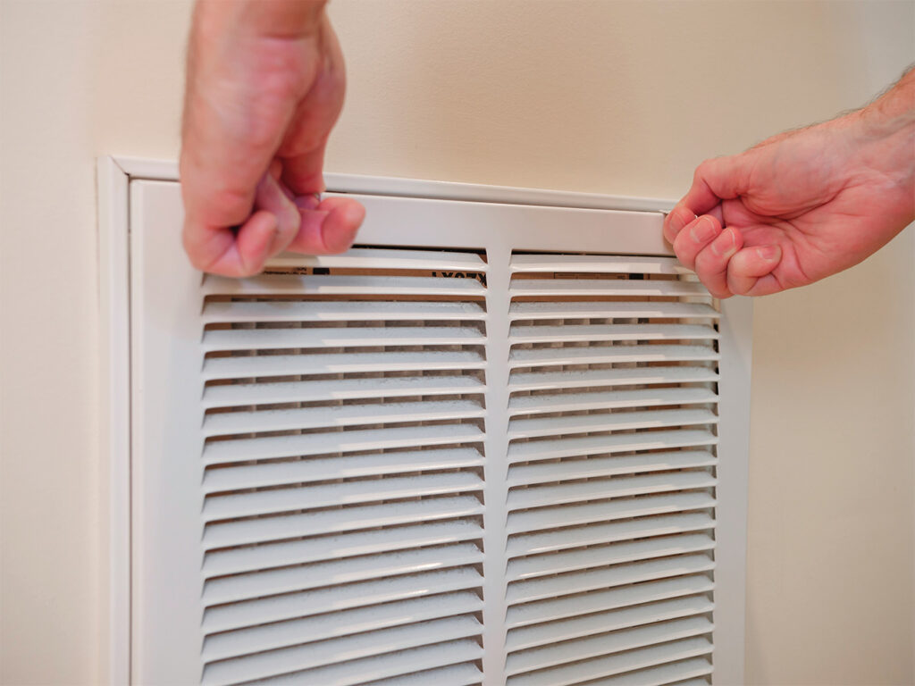 Même après le COVID, il est crucial d’entretenir les filtres du système de ventilation