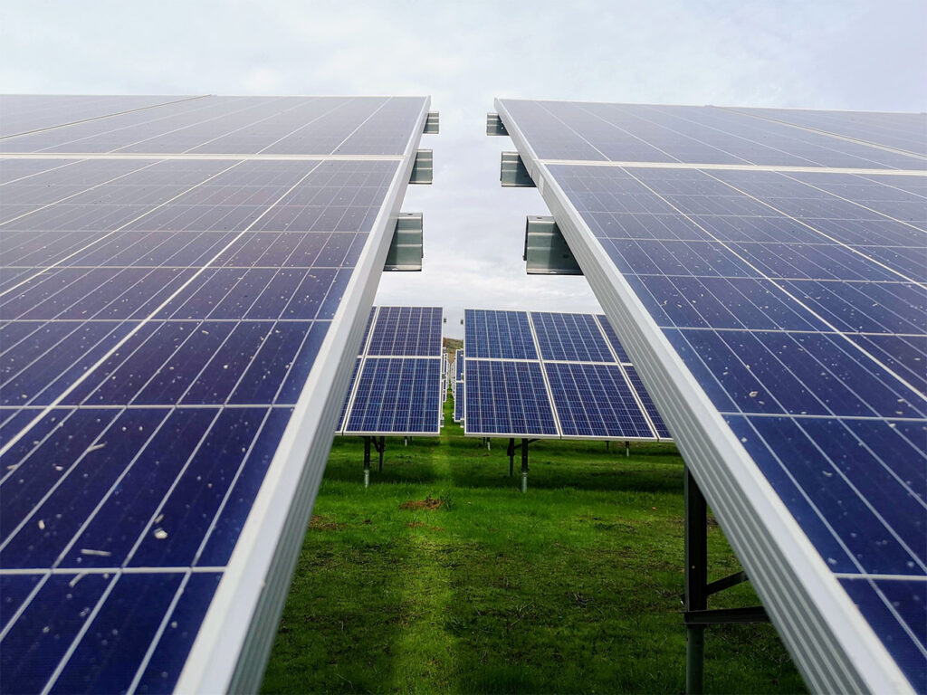 Photovoltaïque à Bruxelles et en Wallonie : à quoi doit-on s’attendre en 2022 ?